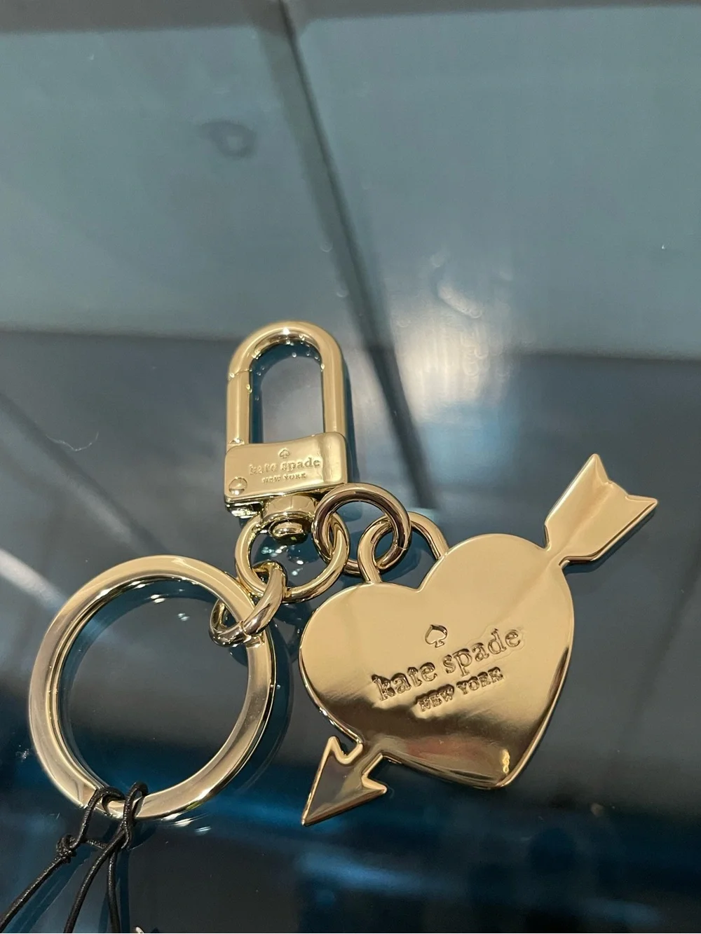 Kate Spade ♠️ Love Shack Red Heart Bag Charm & Green Spade Luggage Tag NWT 2FER - Picture 12 of 15